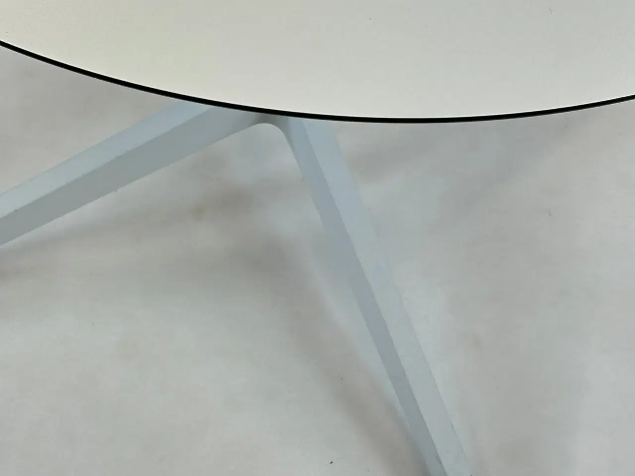 Billede 3 - Pedrali Mellem Rundt Bord Ø89