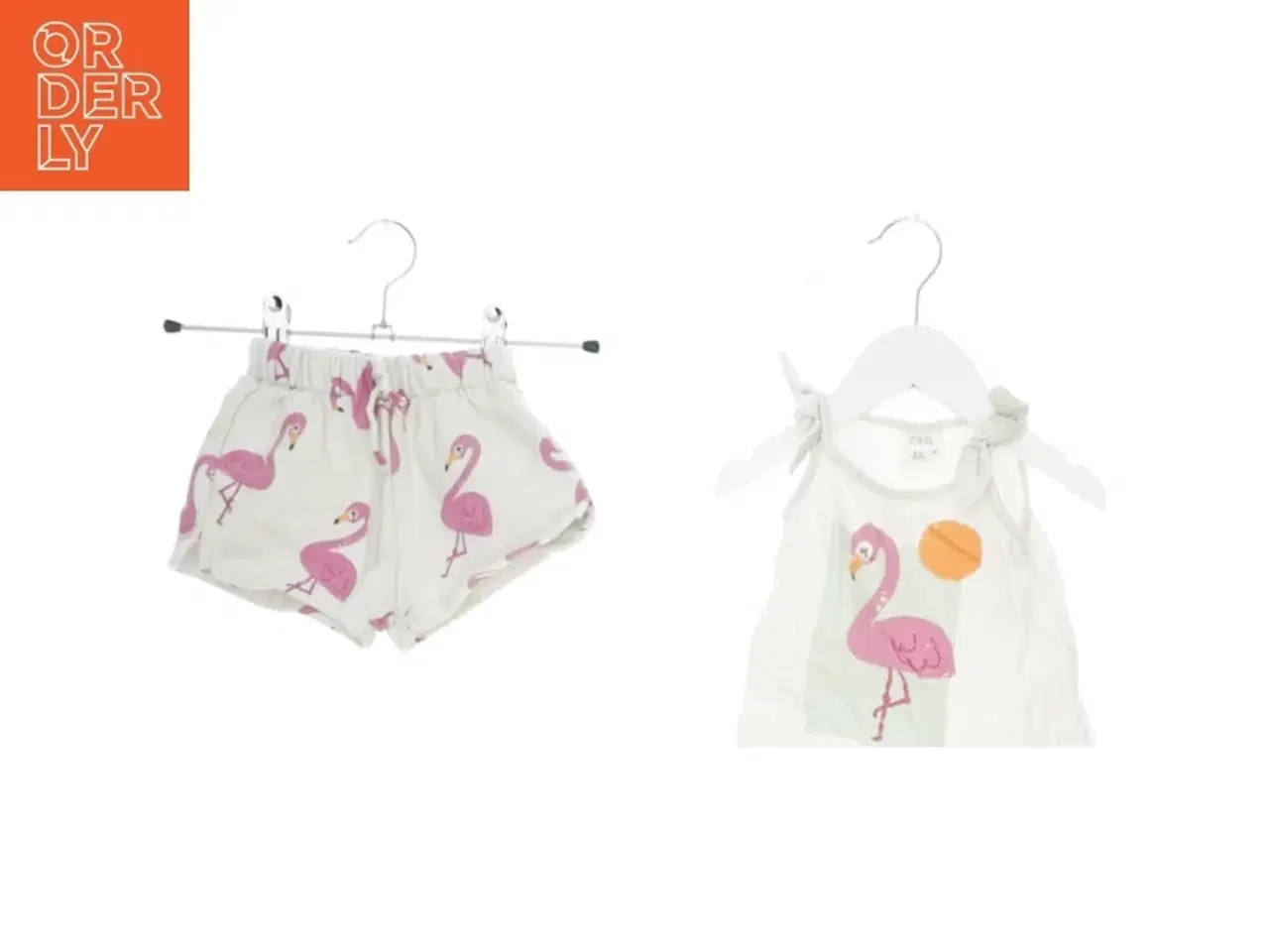 Billede 1 - Børne shorts og trøje fra Zara (str. 80 cm)