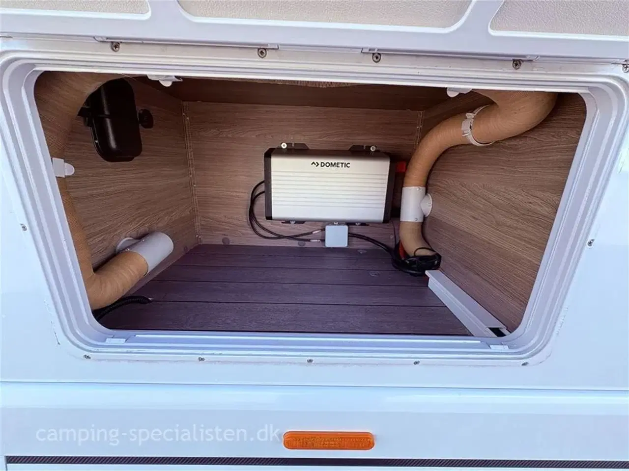 Billede 4 - 2020 - Knaus L!VE I 700 MEG 160 HK   Knaus L!VE I 700 MEG 2020 - kan nu ses hos Camping-Specialisten.dk