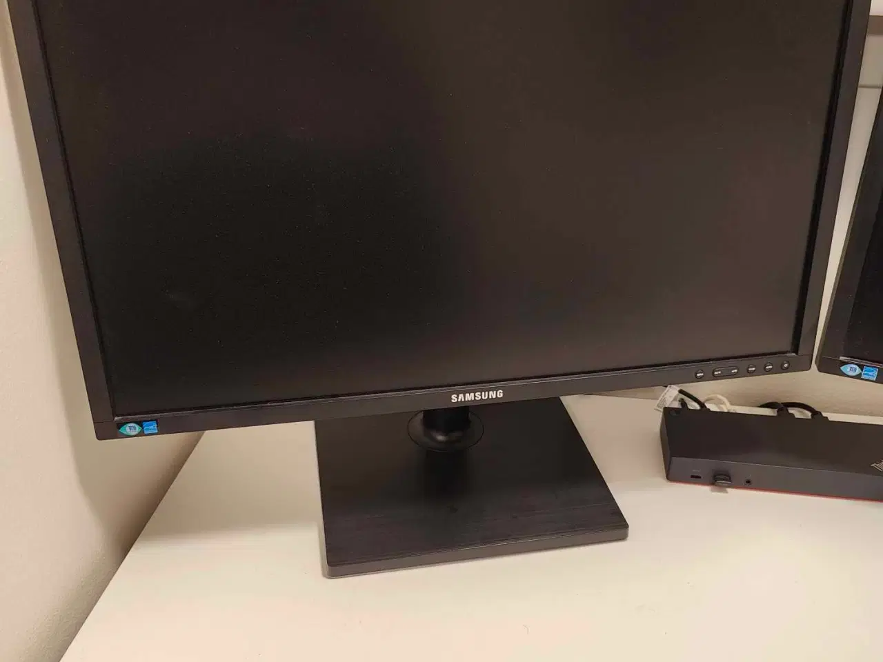 Billede 4 - 2xSamsung skærme & Lenovo Dock