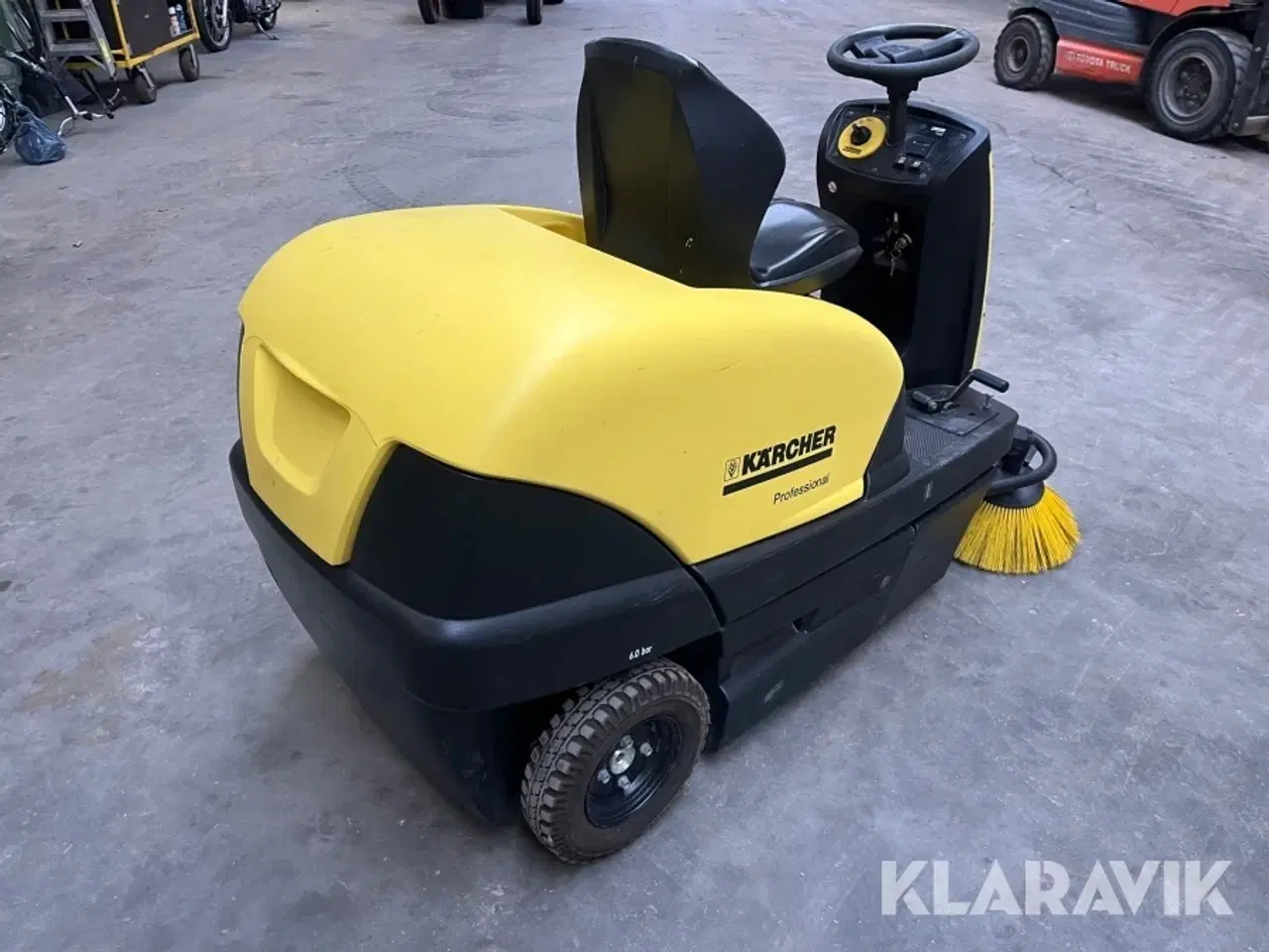 Billede 3 - Fejemaskine Kärcher KM100 benzin