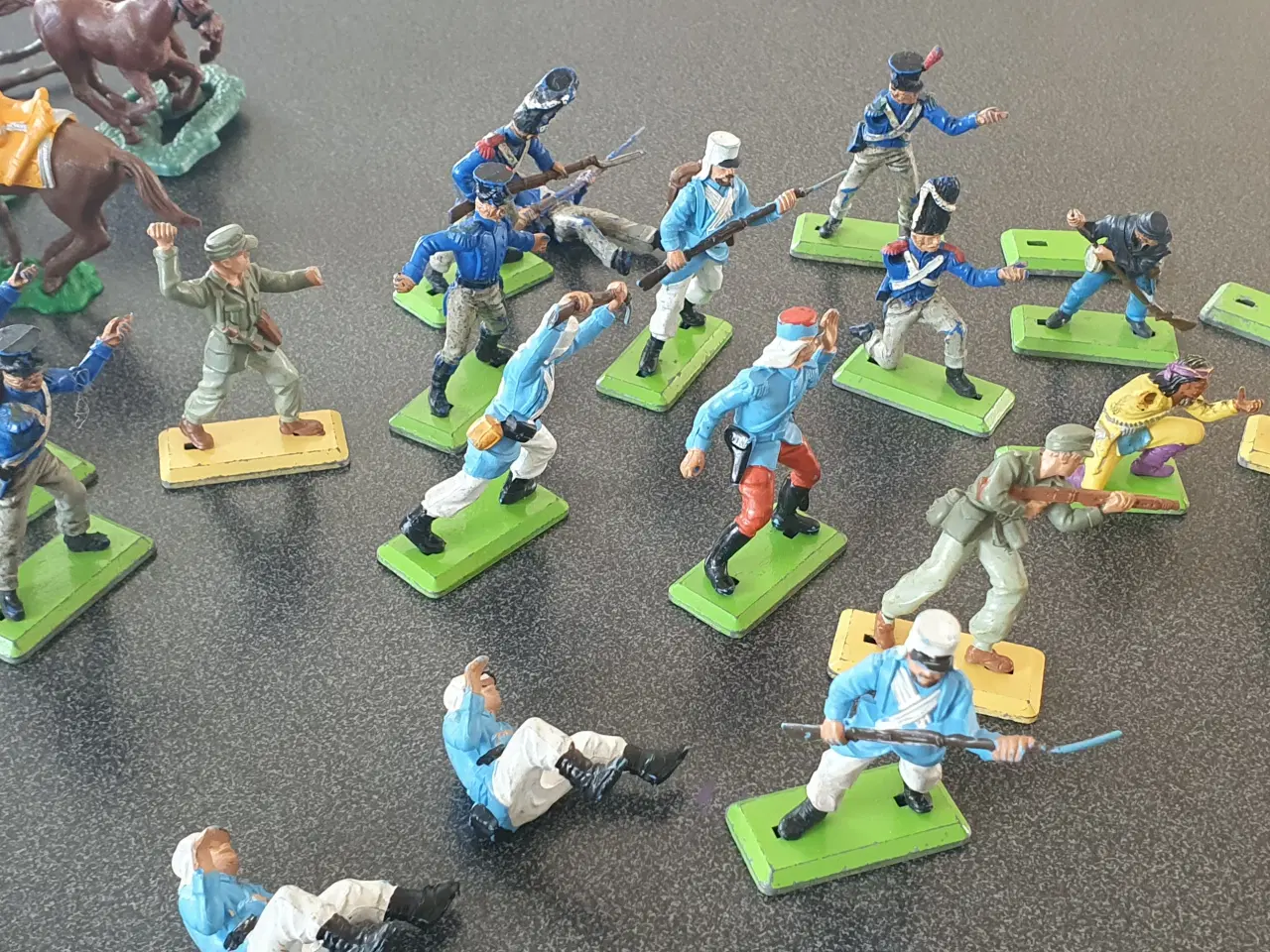 Billede 5 - Blandet soldater lot, bl.a. Britains 