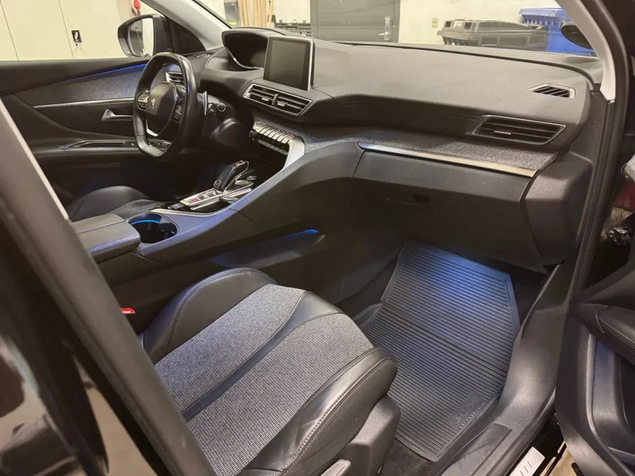 Billede 15 - Peugeot 3008 1,2 e-THP 130 Allure EAT6