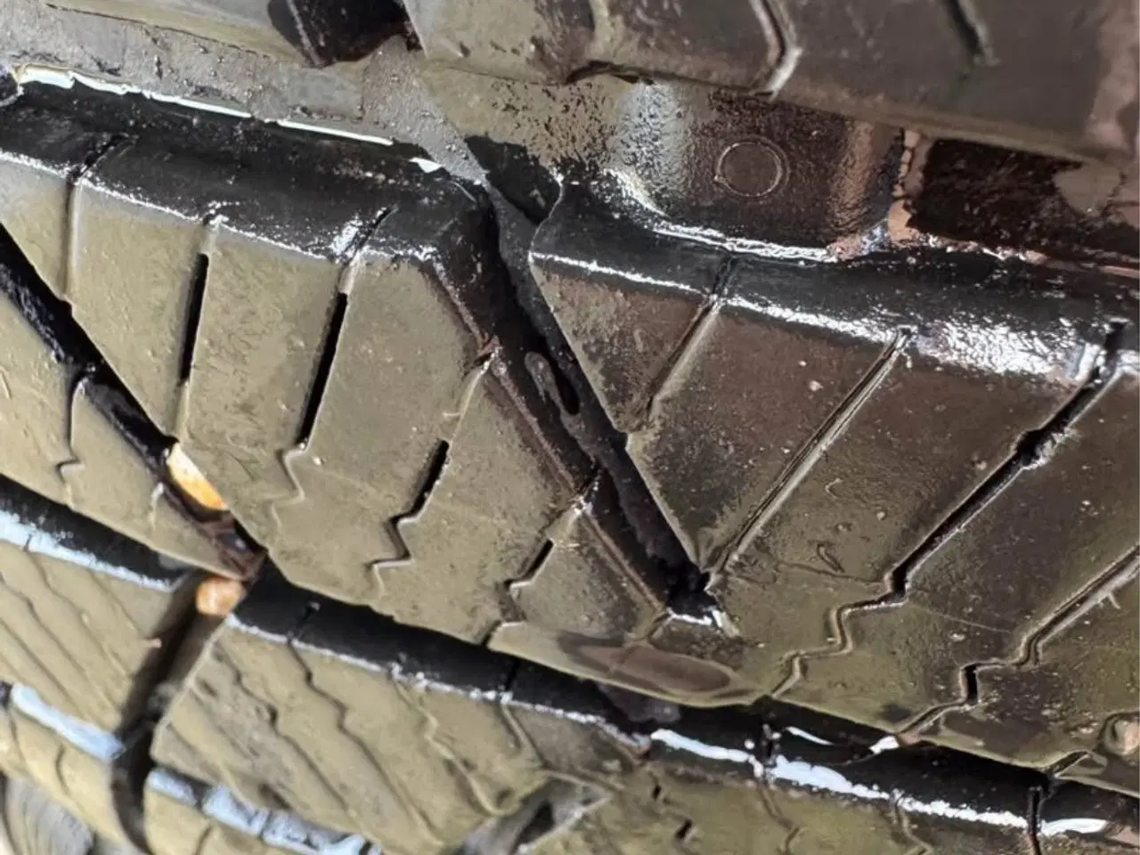 Billede 2 - Vinterhjul på 17” alufælge