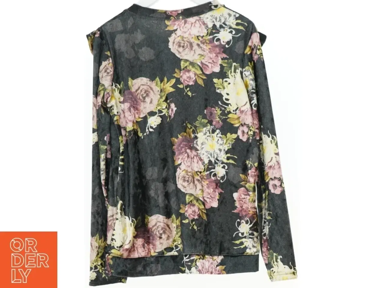 Billede 2 - Bluse fra Kids Up (str. 140 cm)