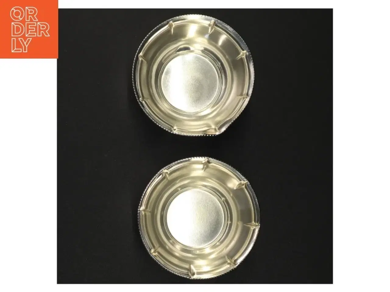 Billede 3 - Sølvfarvede metalskåle (str. 9 x 4 cm)