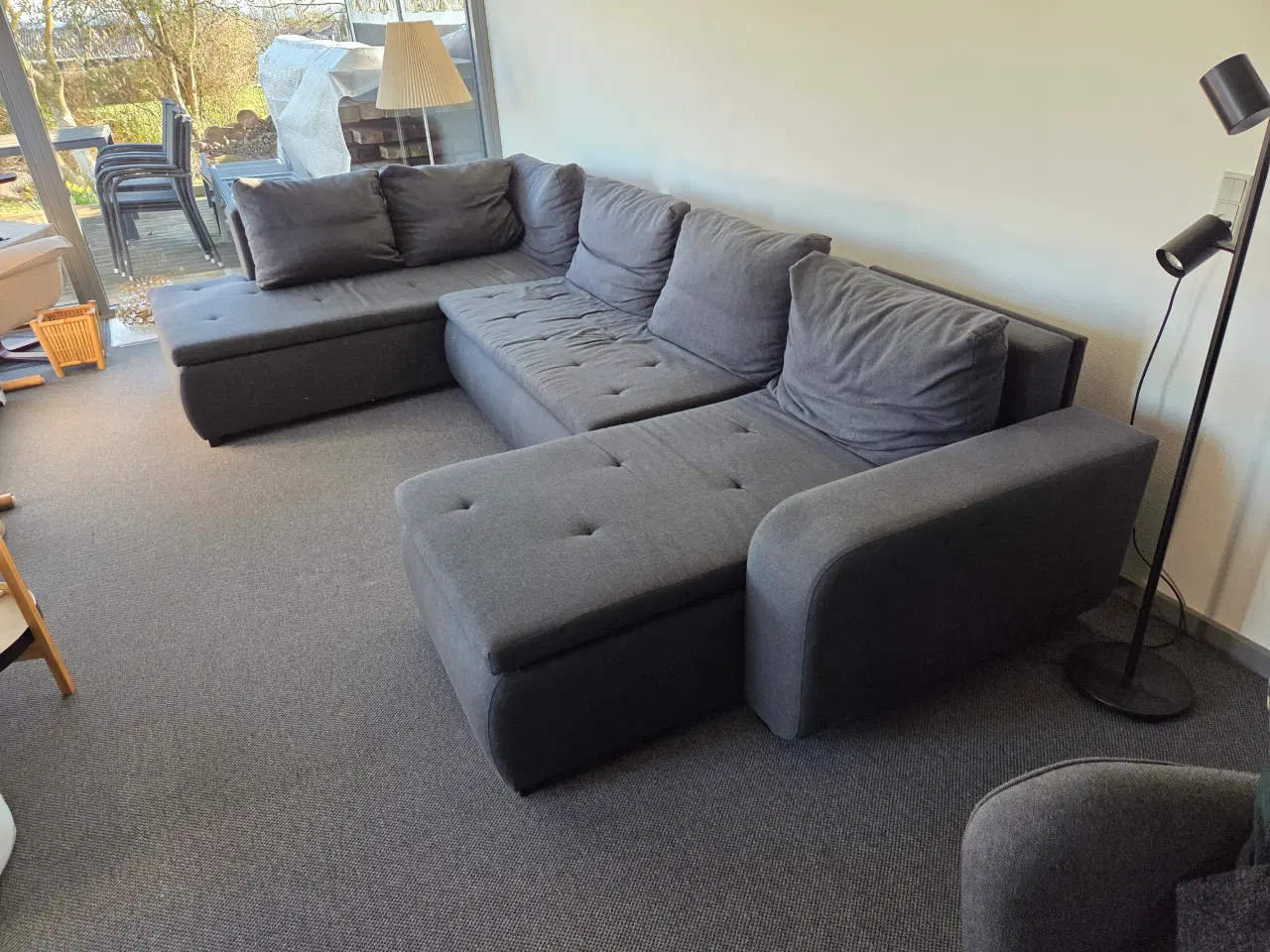 Billede 4 - En hjørnesofa. 