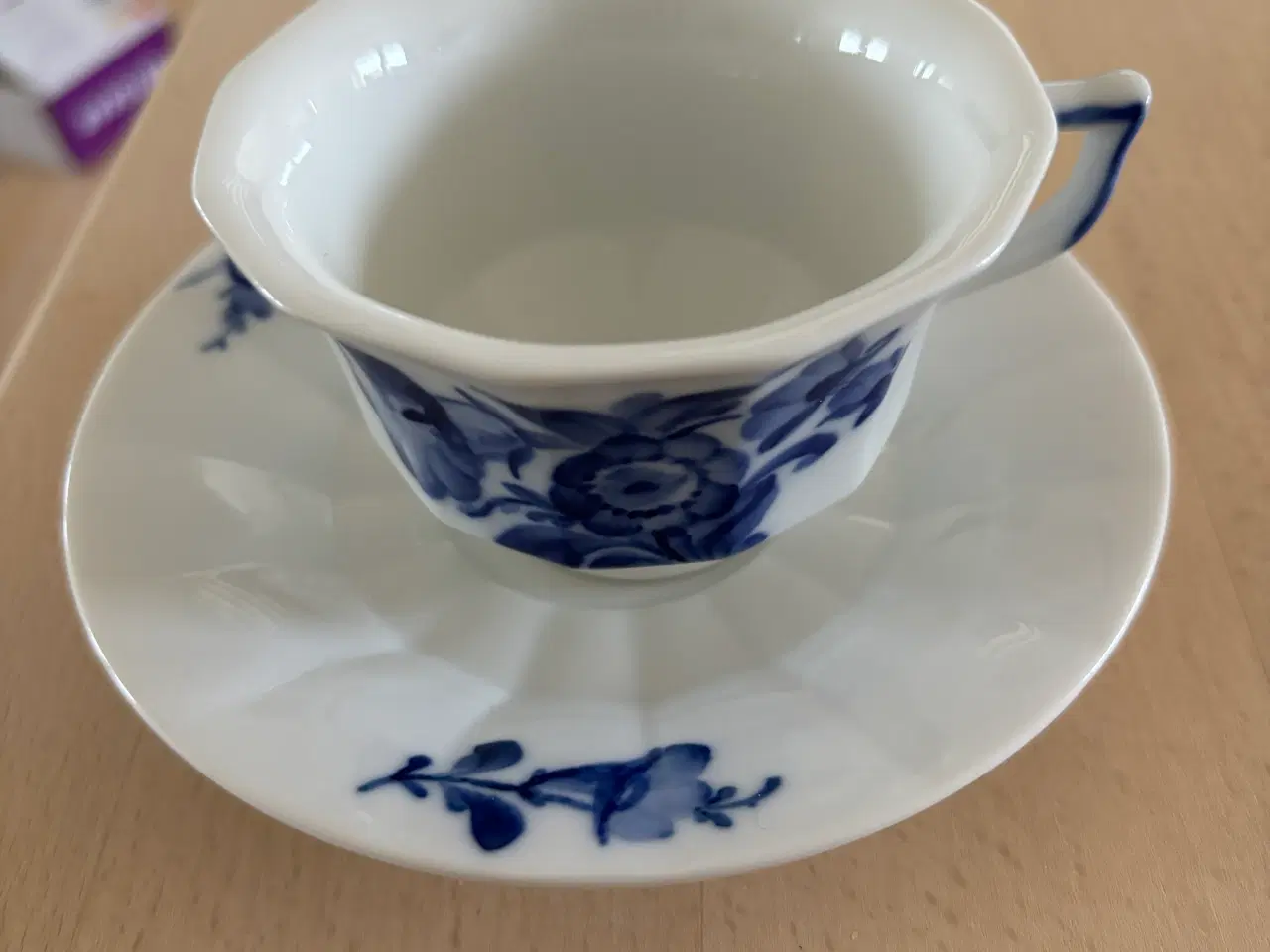 Billede 1 - Royal Copenhagen blå blomst