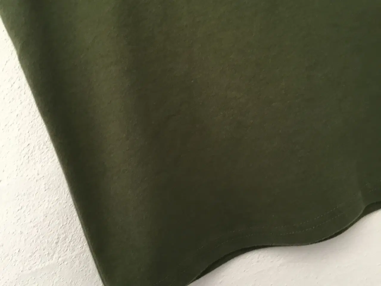 Billede 4 - Flot army top med blonder i armygrøn 