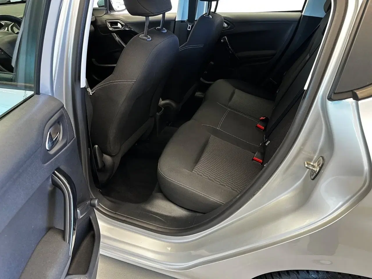 Billede 10 - Peugeot 208 1,2 VTi 82 Active
