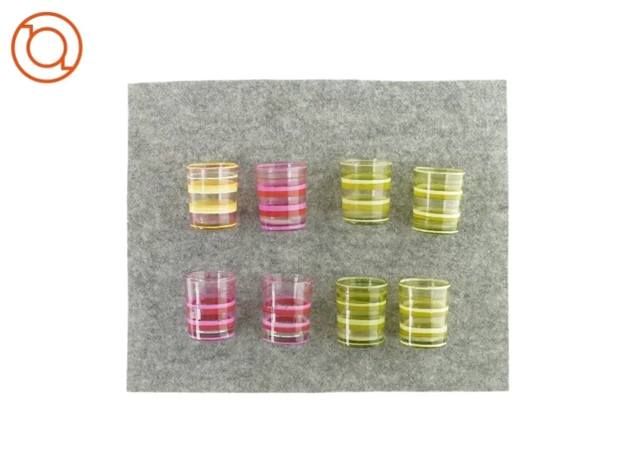 Billede 2 - Små lysestager (8 stk) (str. HØ: 6,5x5,5 cm)