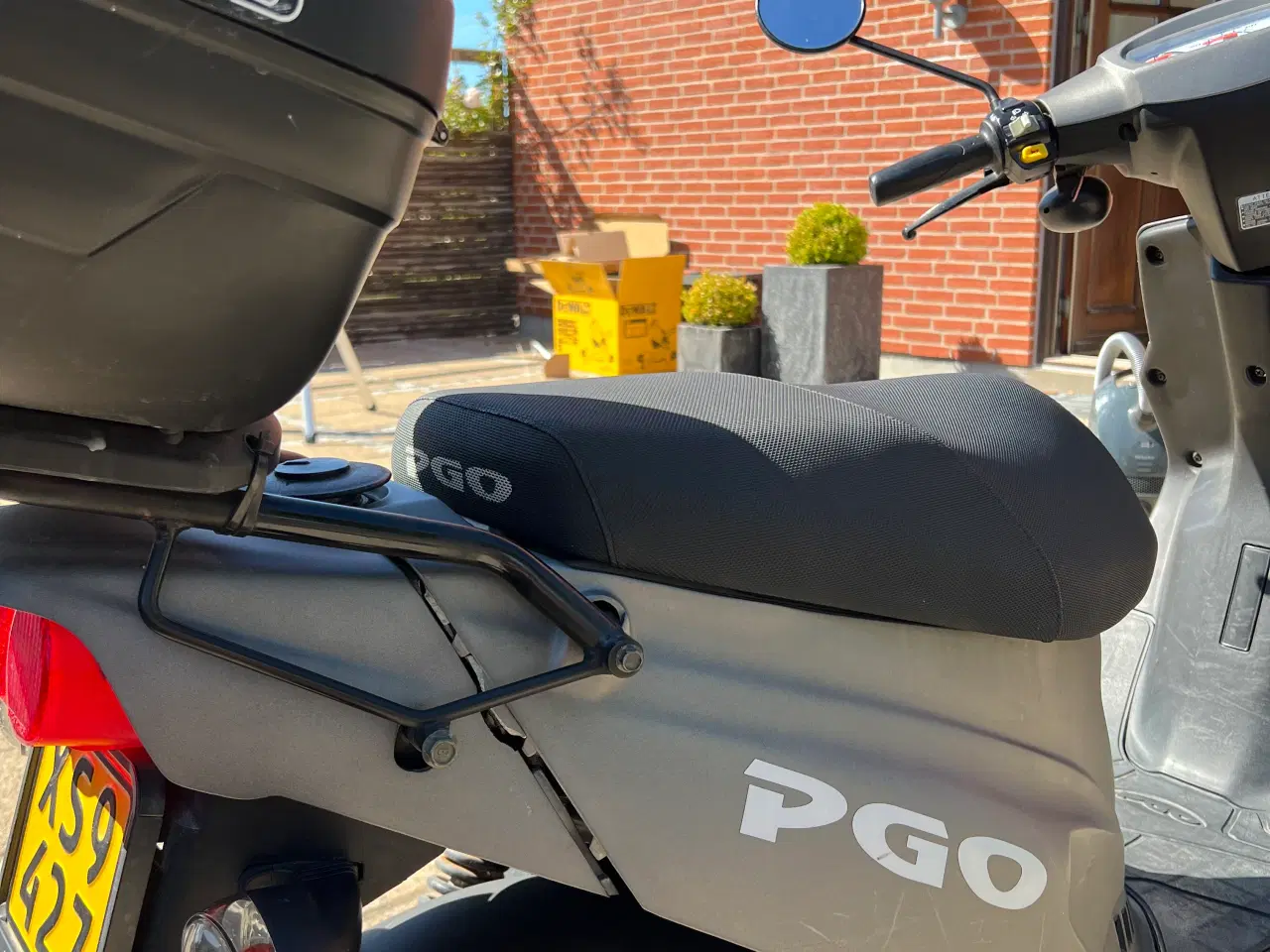 Billede 3 - PGO HOT 50 Grå