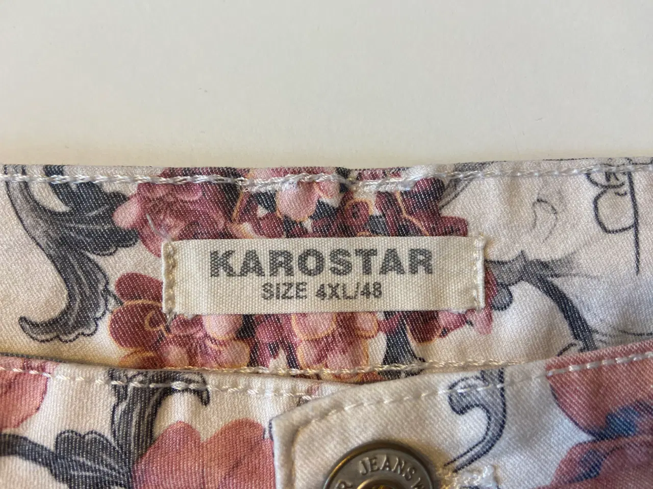 Billede 2 - 2 par KAROSTAR bukser str. 48