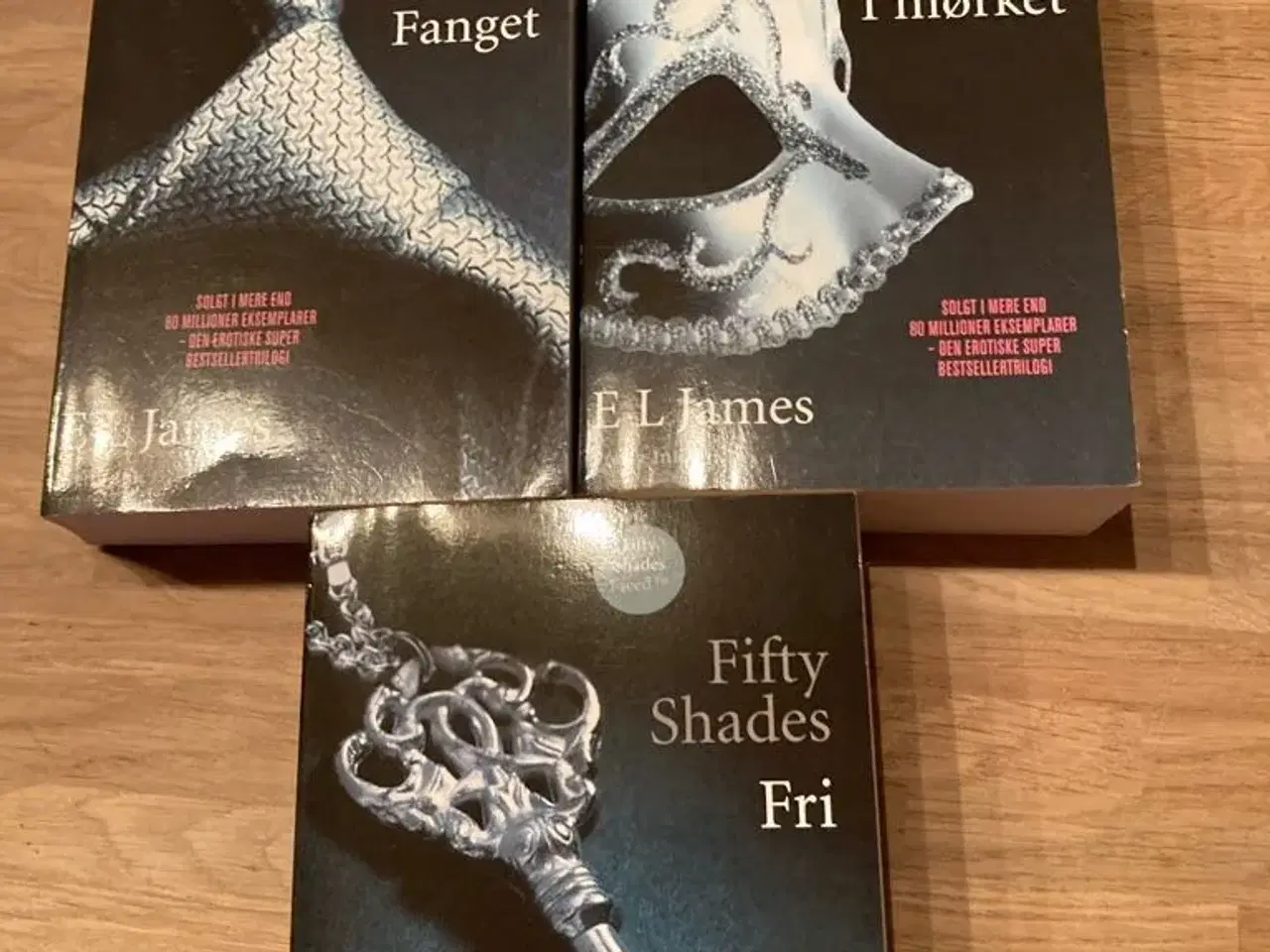 Billede 1 - Fifty shades serien