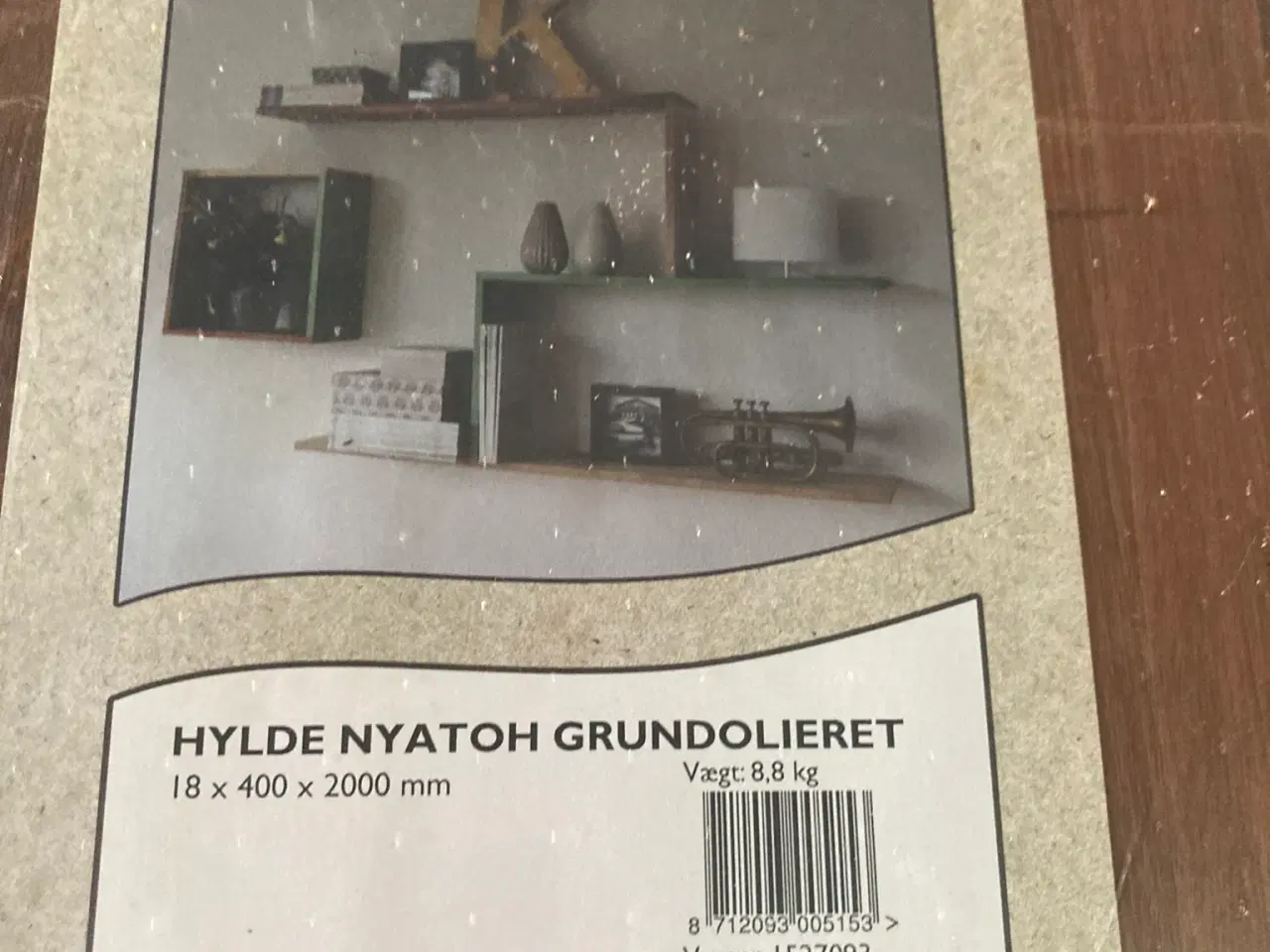 Billede 2 - NY HYLDE I STØRRELSE 18 X 400 X 2000 MM