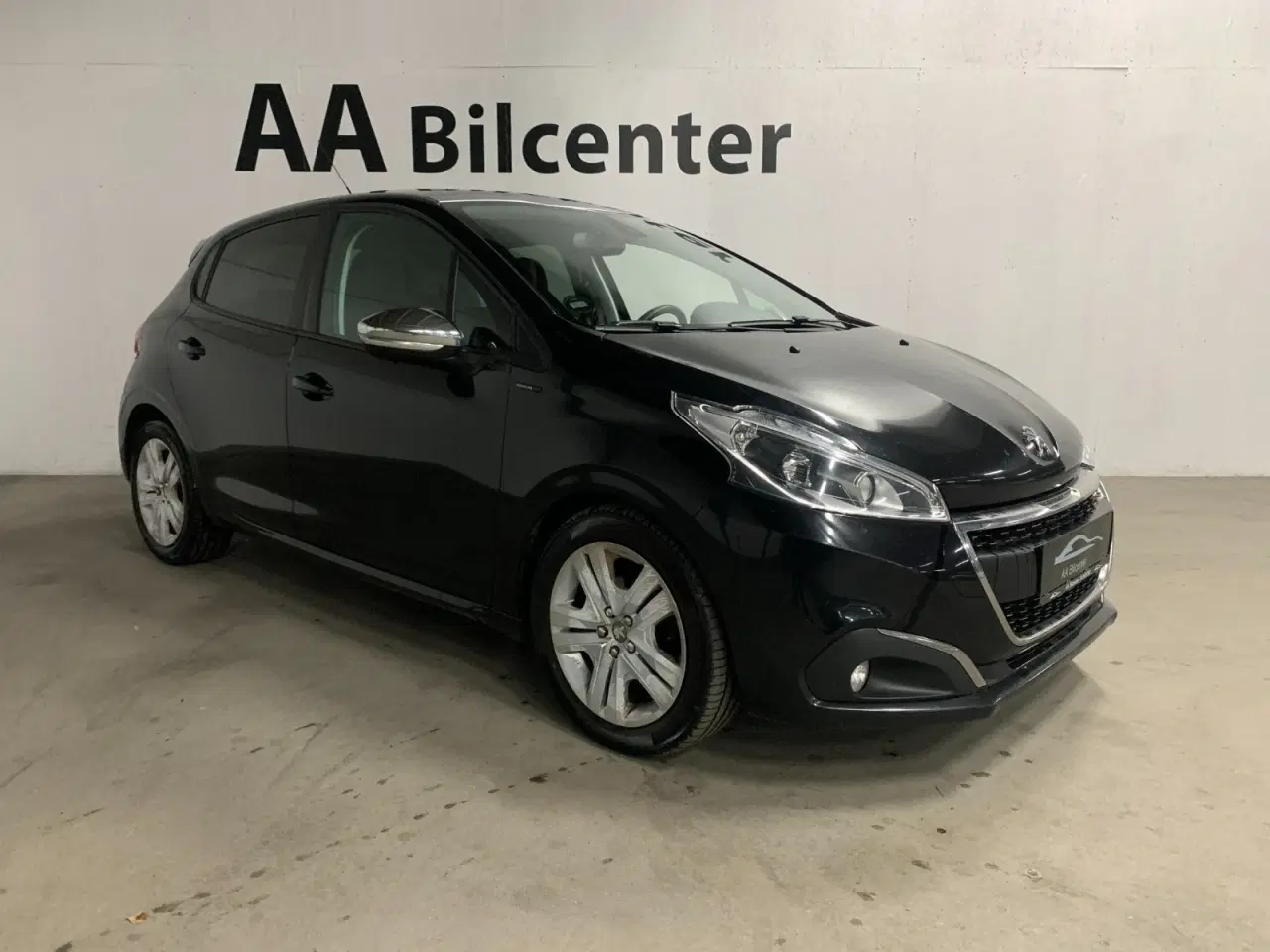 Billede 1 - Peugeot 208 1,5 BlueHDi 100 Signature Sky