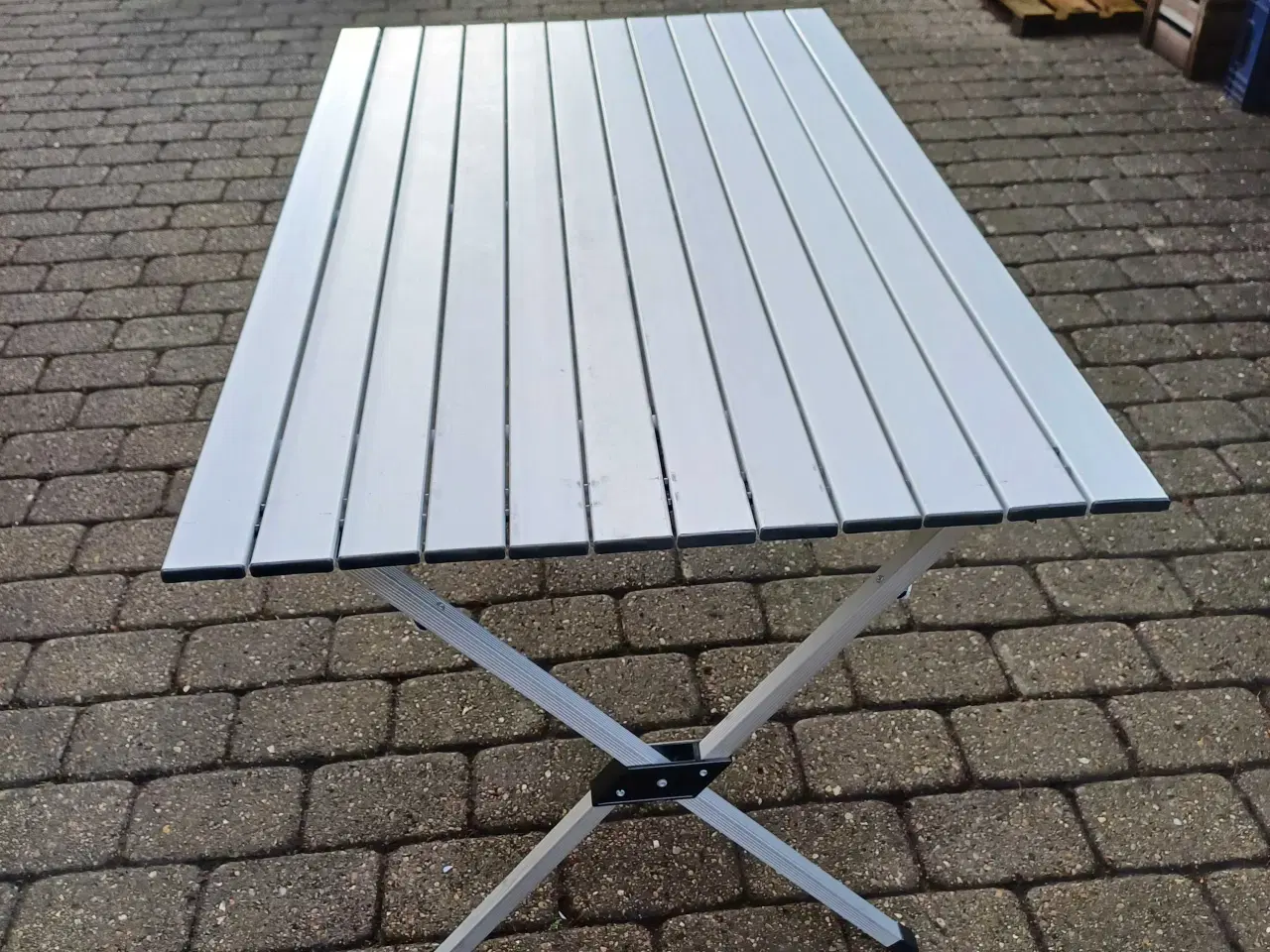 Billede 1 - Eacycamp campingbord alu.