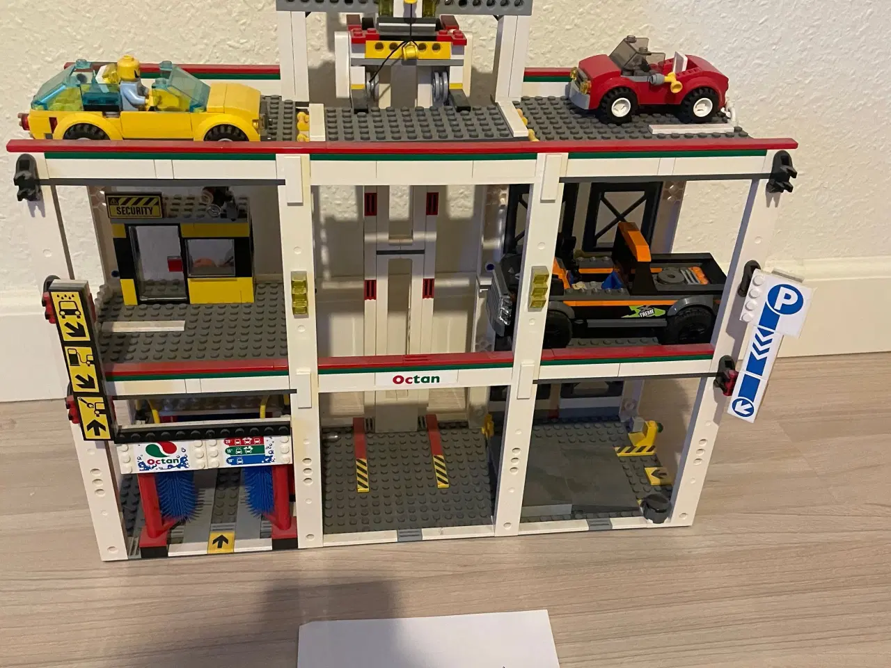 Billede 1 - Lego parkeringshus 