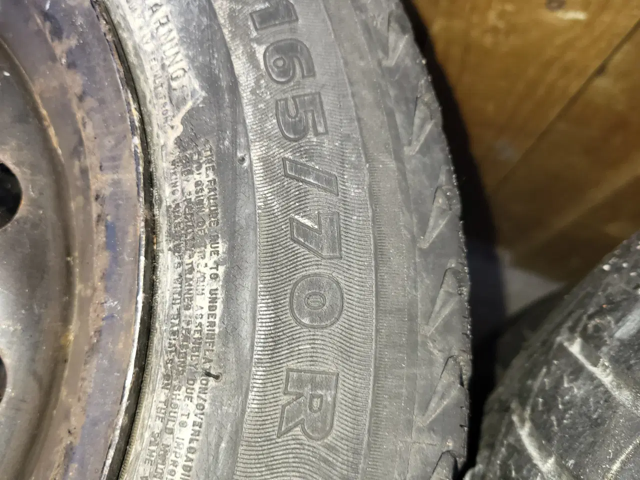 Billede 3 - vinterdæk 165/70-14