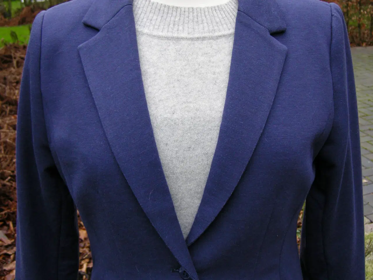 Billede 2 - SOULMATE FIGURSYET BLAZER STR. M, DAME BLAZER