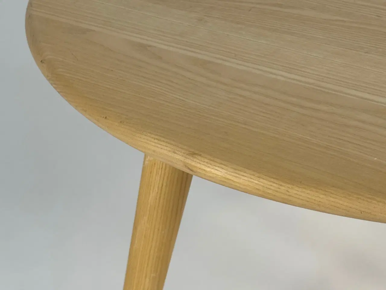 Billede 4 - Carl Hansen & Søn CH008 Sofabord – Eg Ø78 cm