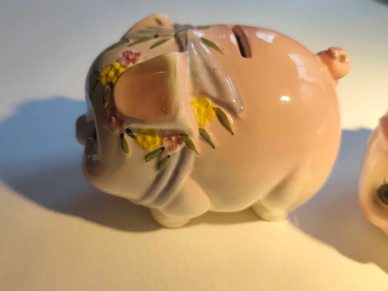 Billede 2 - Sparegris i porcelæn.