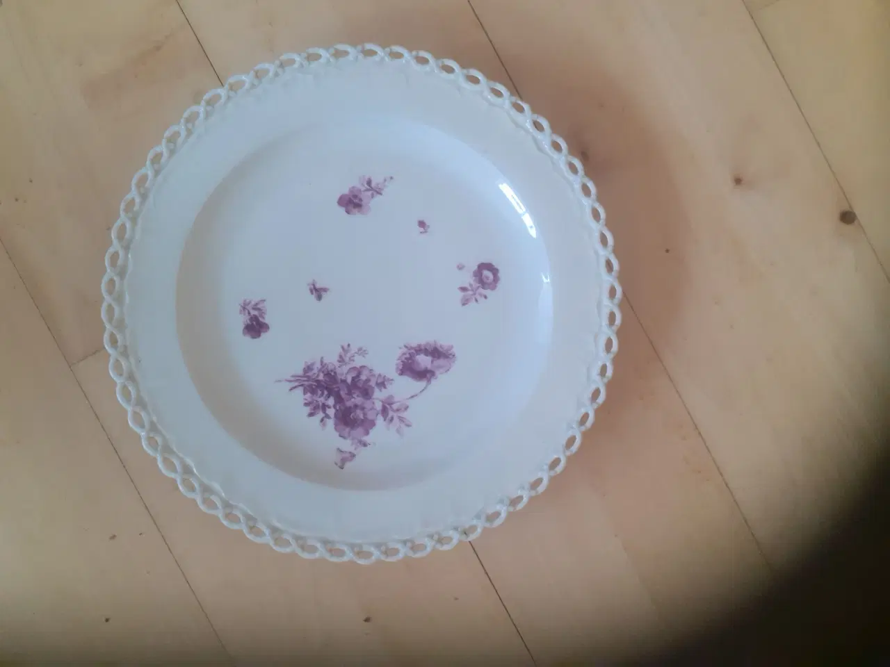 Billede 1 - 2 stk porcelæns tallerkener fra kongelig porcelæns