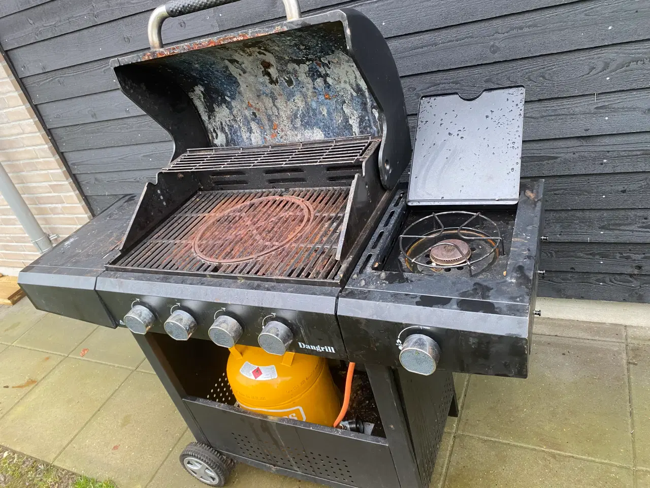 Billede 3 - Gas grill og flaske 