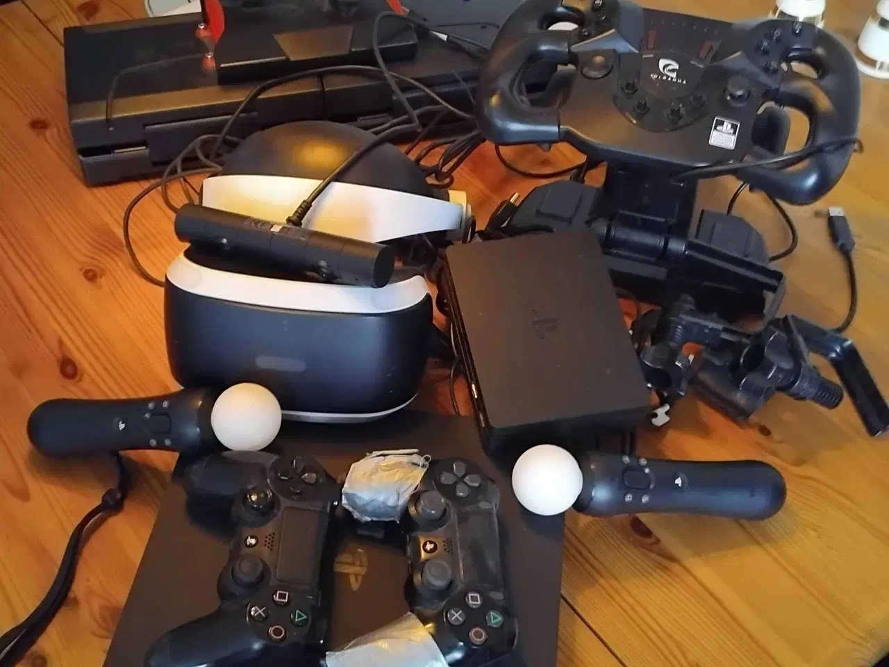 Billede 2 - Sony Playstation 4 konsol med VR-headset, rat og c