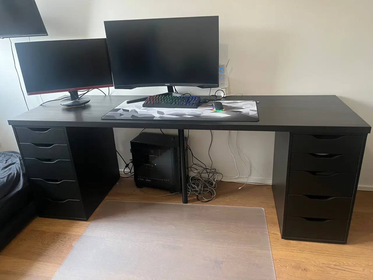 Billede 1 - Skrivebord 60x200 cm