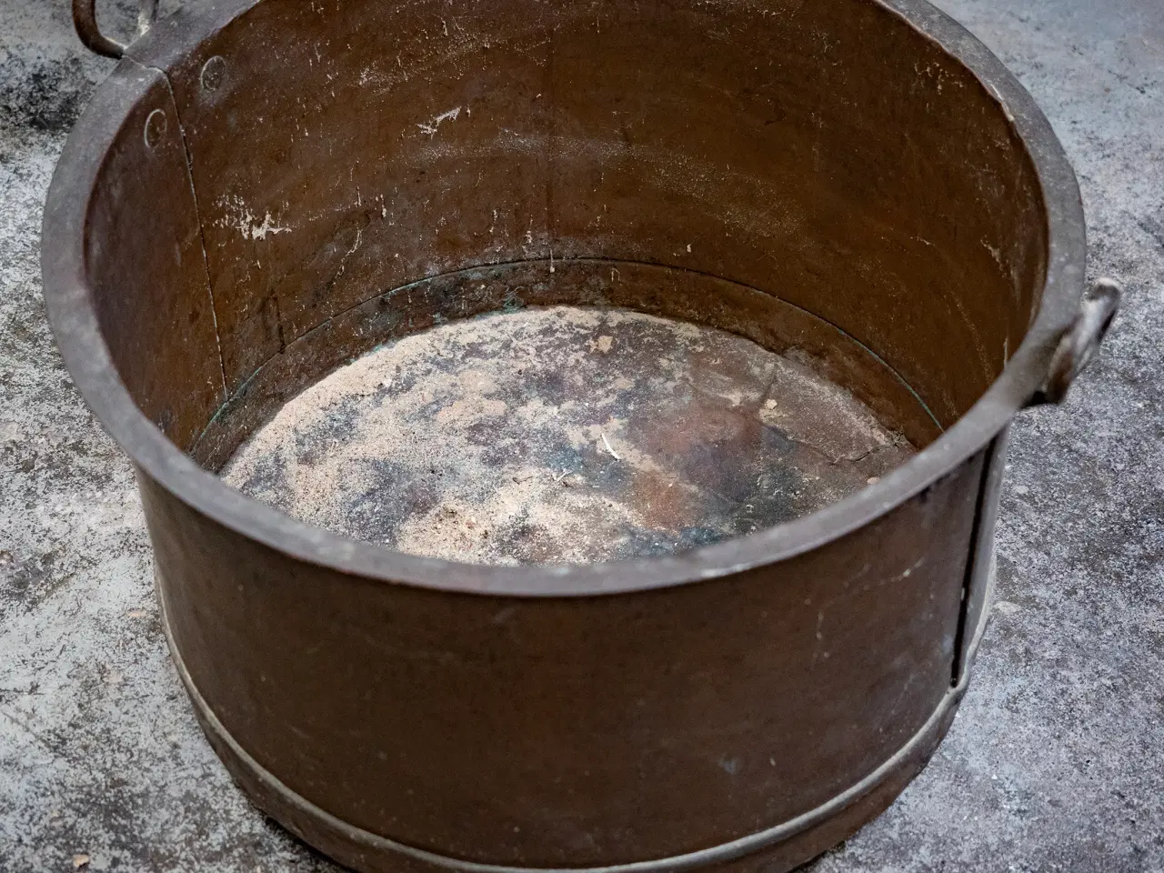 Billede 1 - Grukedel i kobber med messinghåndtag.