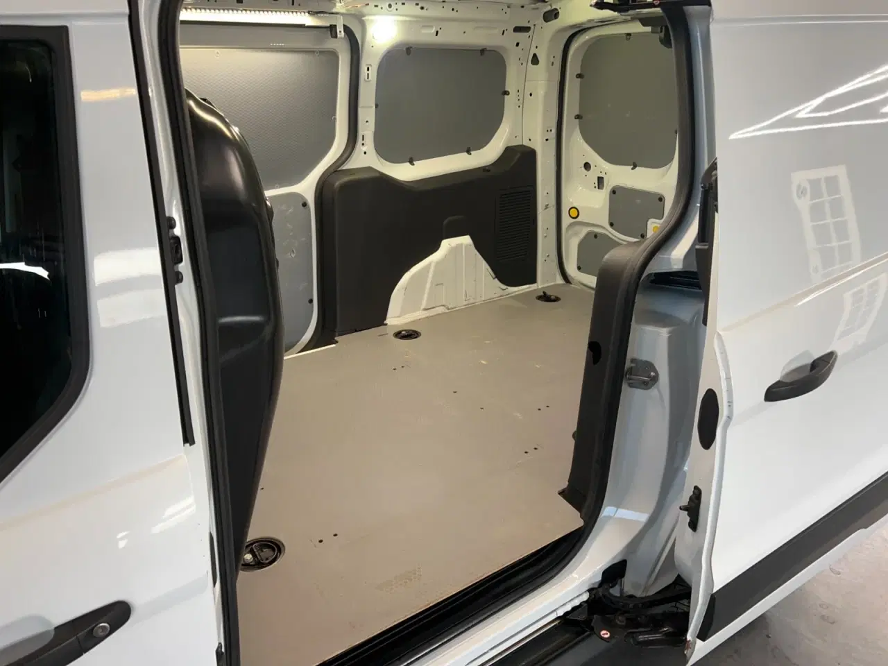 Billede 8 - Ford Transit Connect 1,5 TDCi 100 Ambiente lang