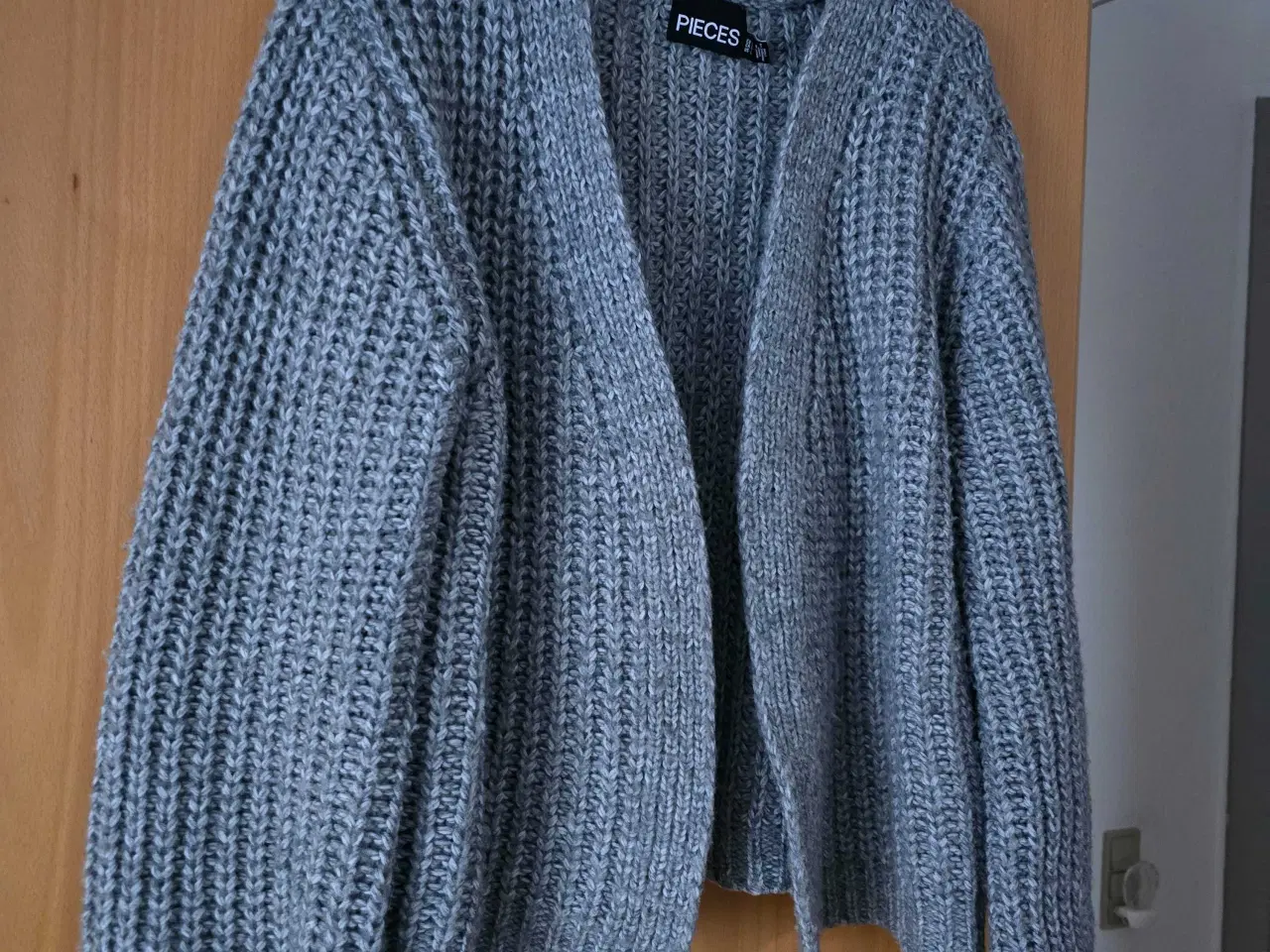 Billede 1 - Rigtig fine sorteblazer ,strik cardigan 