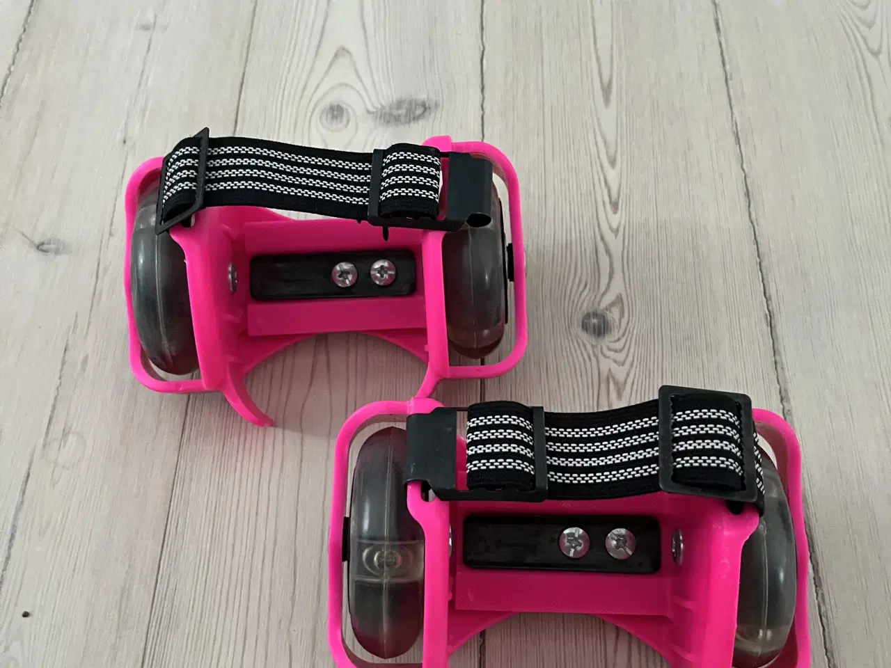 Billede 2 - Hælrulleskøjter 