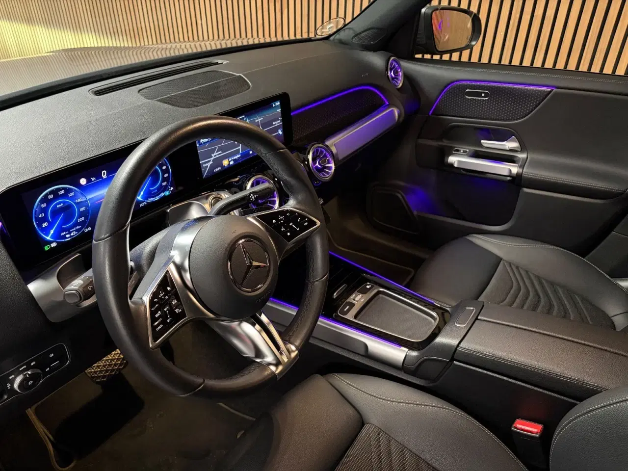 Billede 10 - Mercedes EQB250+  7prs