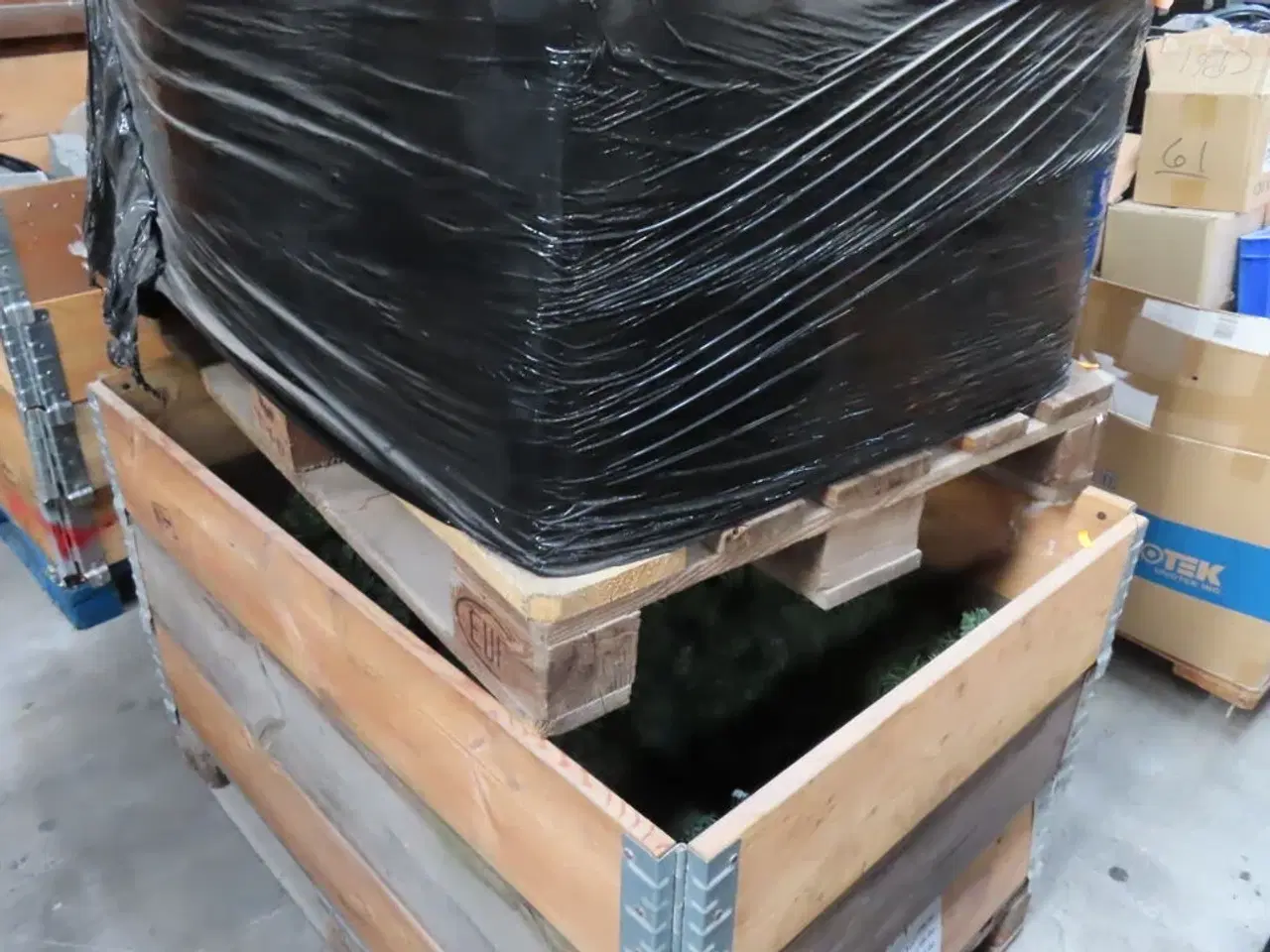 Billede 5 - 2 paller med julepynt