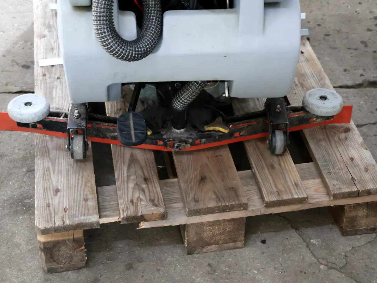 Billede 6 - Gansow CT90 gulvvaskemaskine m/lader