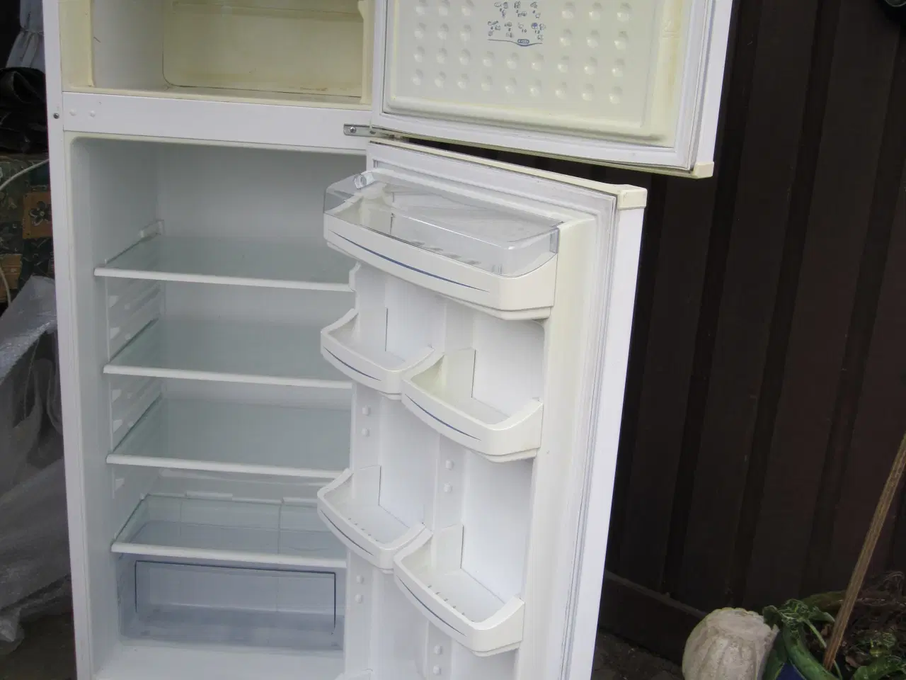 Billede 2 - Køle/fryseskab