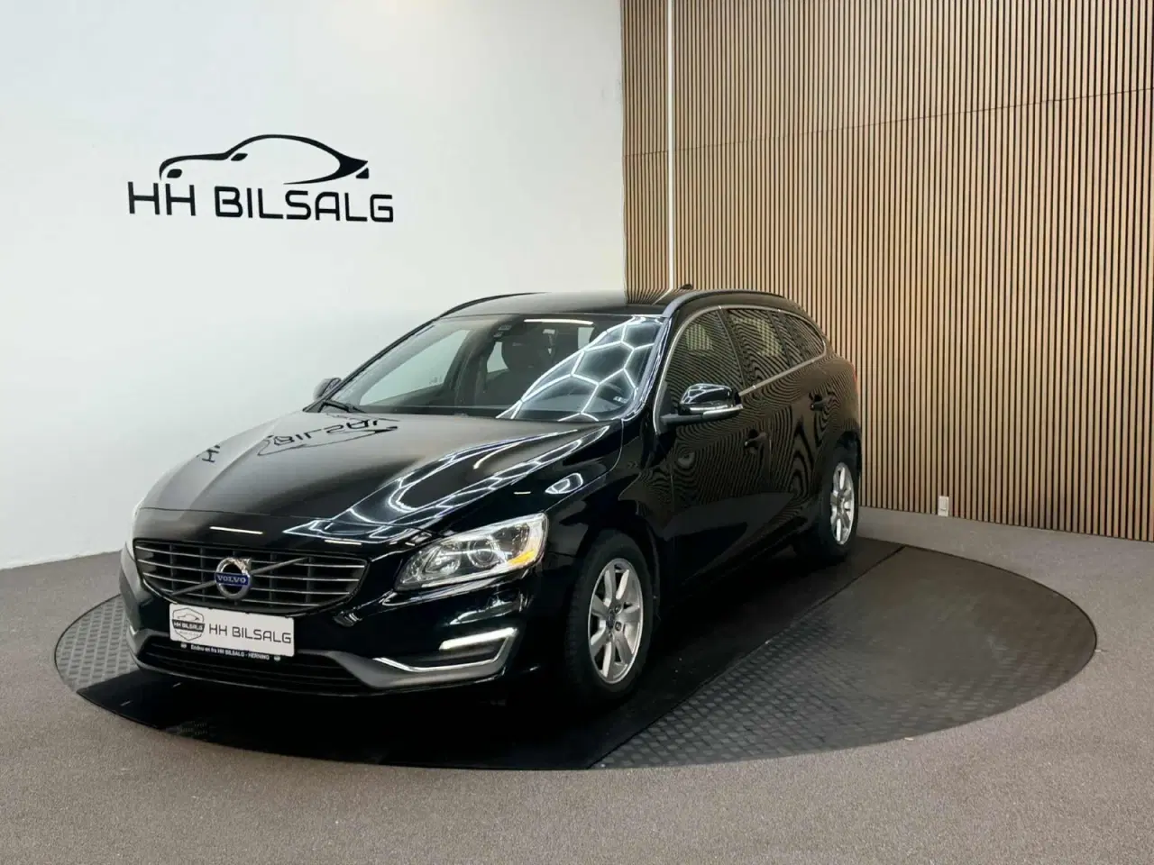 Billede 1 - Volvo V60 2,0 D3 136 Momentum