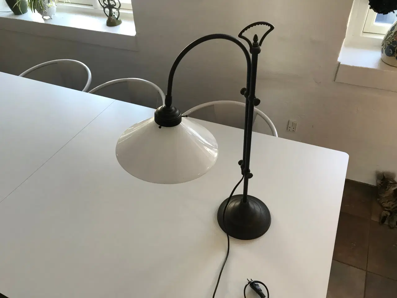 Billede 2 - Fin gammel messinglampe