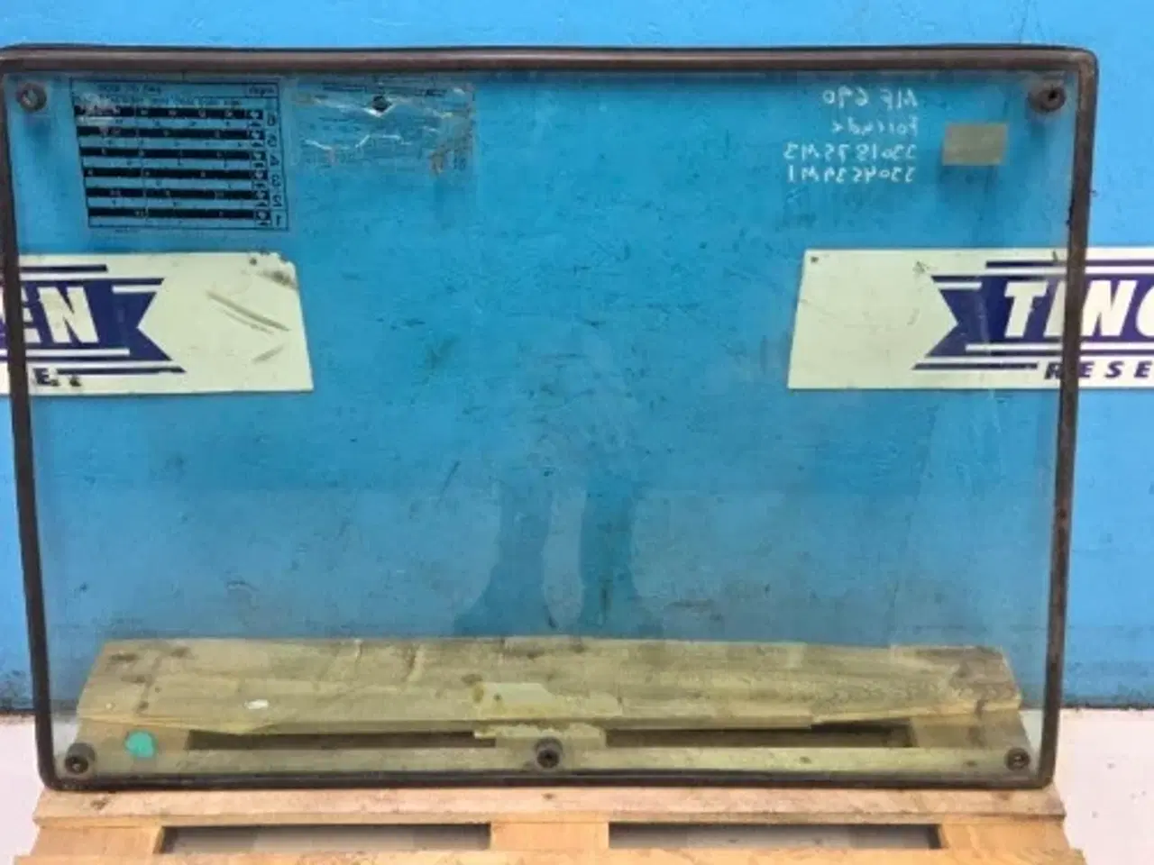 Billede 8 - Massey Ferguson 690 Forrude 3301875M3