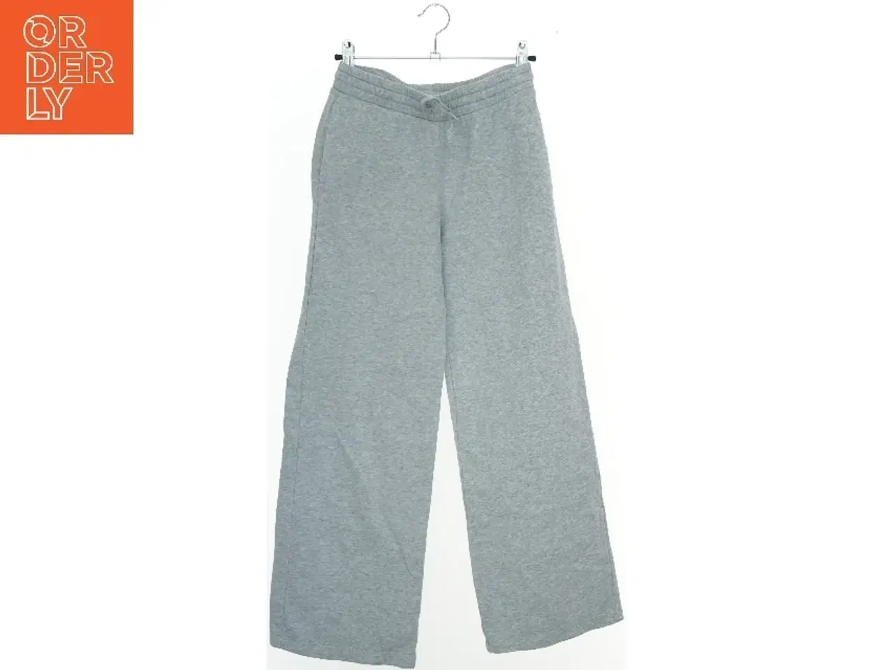 Billede 1 - Grå Sweatpants fra H&M (str. 146)