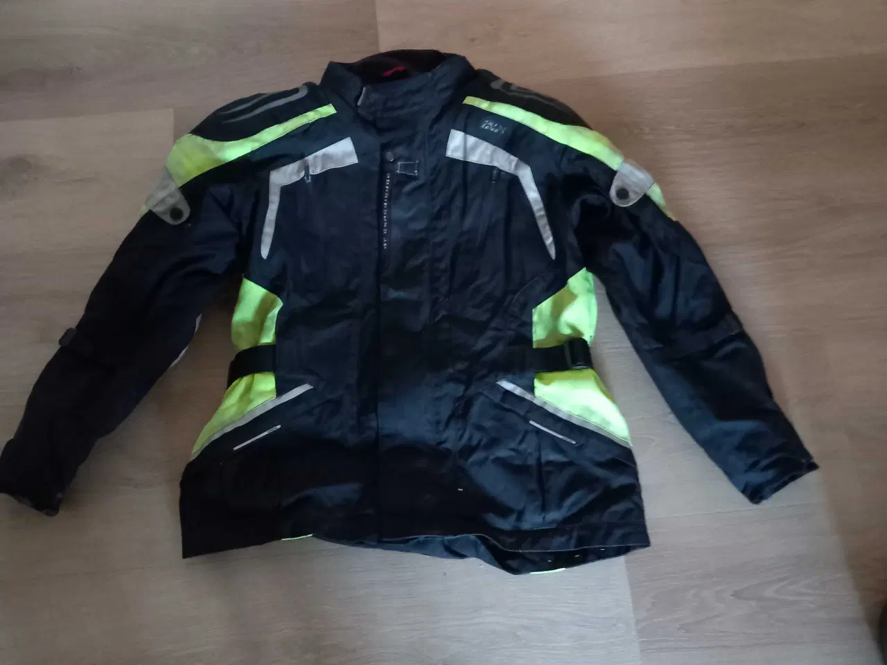 Billede 3 - Mc-køredragt til salg 