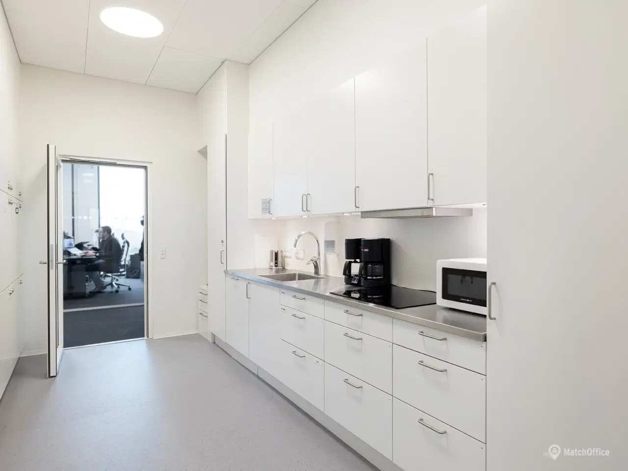 Billede 6 - Moderne kontorlokaler i lufthavnen