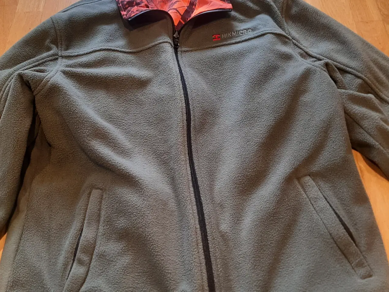 Billede 2 - Vendbar jagtjakke mrk. Hikmicro