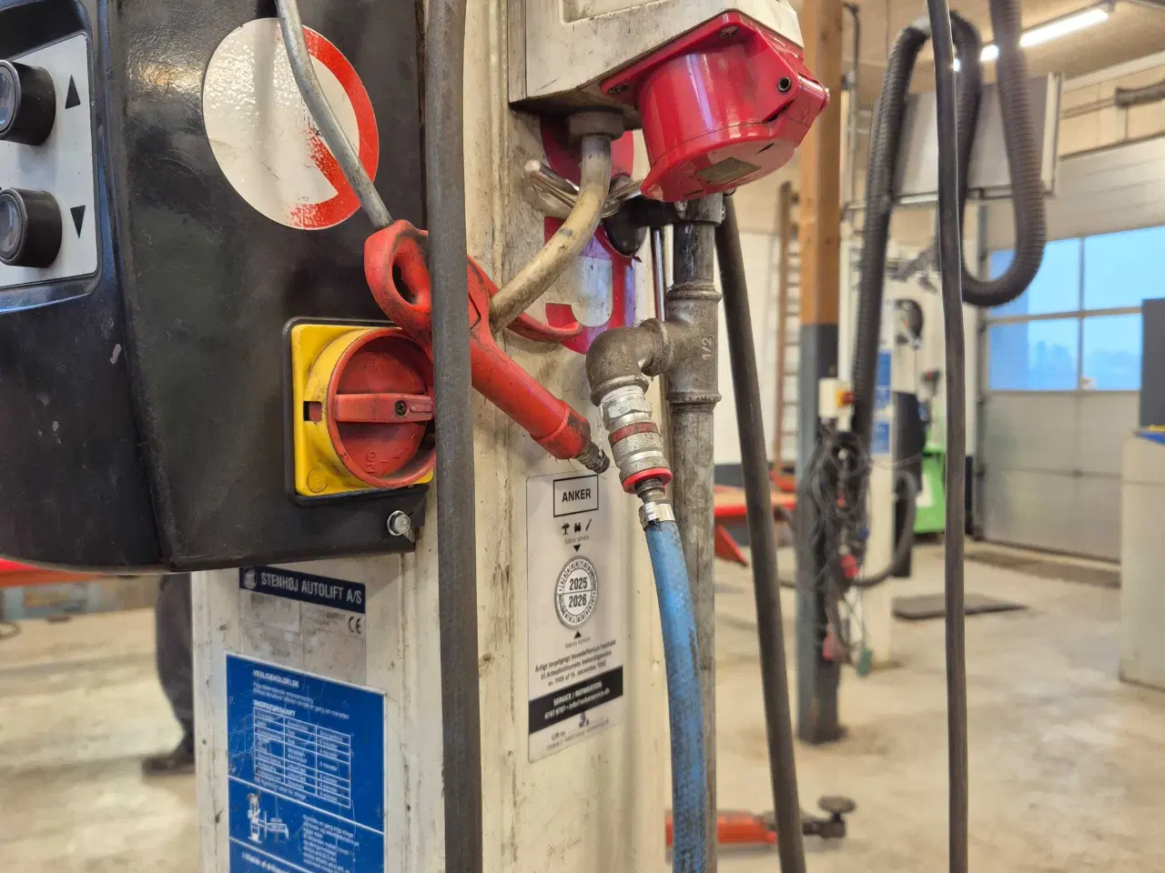 Billede 2 - 2 søjlet stenhøj lift