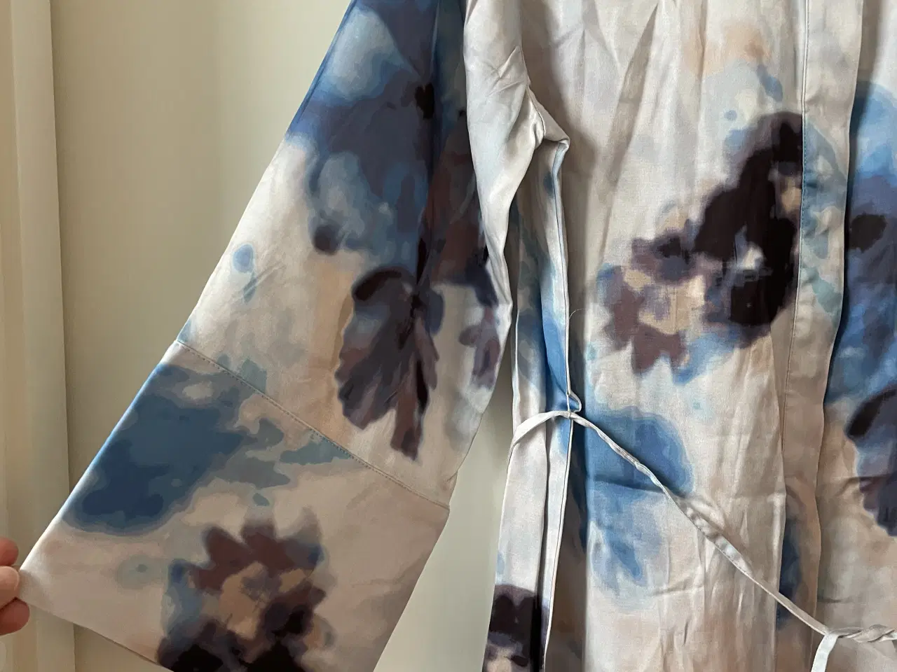 Billede 3 - Levete Room skjorte