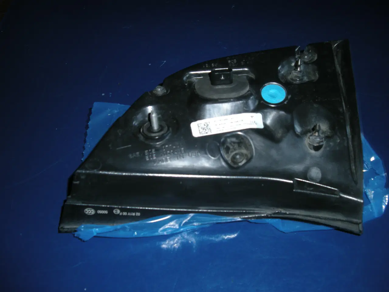 Billede 4 - 2 nye originale baglygter Tesla Model 3 