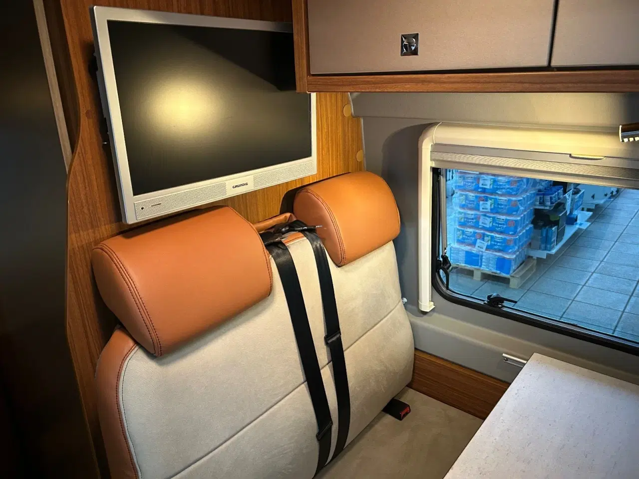 Billede 13 - Pössl Globecar 2,3 600 aut.