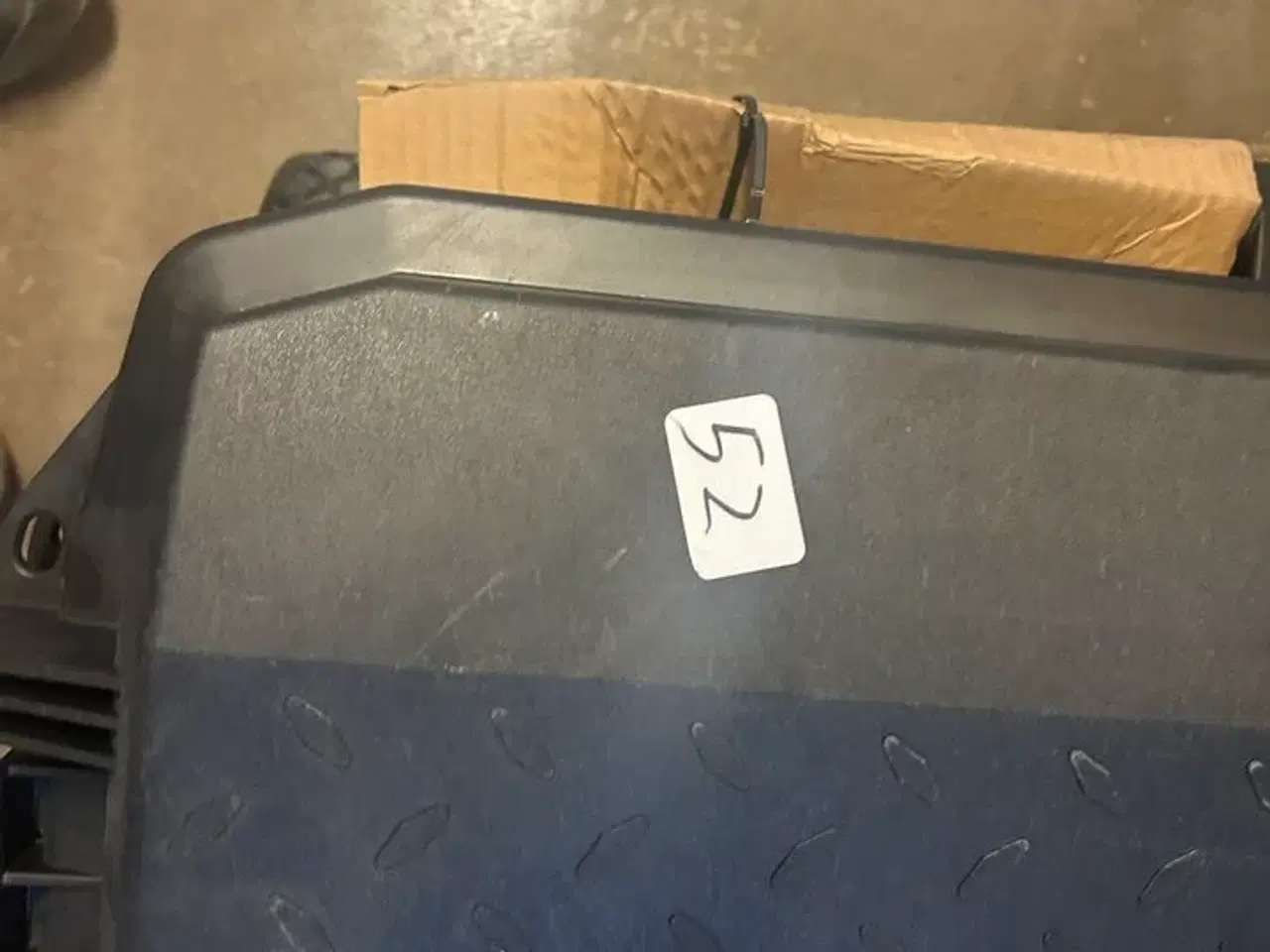 Billede 2 - MURERKASSE MED UDSTYR, MURERSKE MM. SE BILLEDER